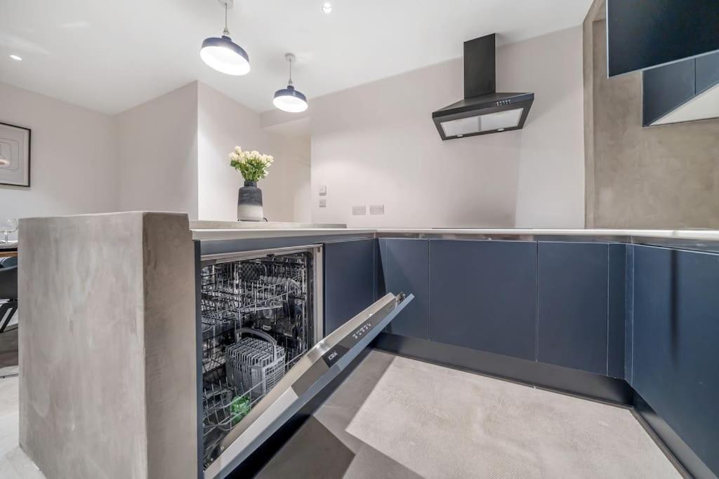 Trendy 2 Bedroom 2 Bathroom Apartment Minutes From Seafront In St Leonard'S Hastings St Leonards-on-Sea Ngoại thất bức ảnh